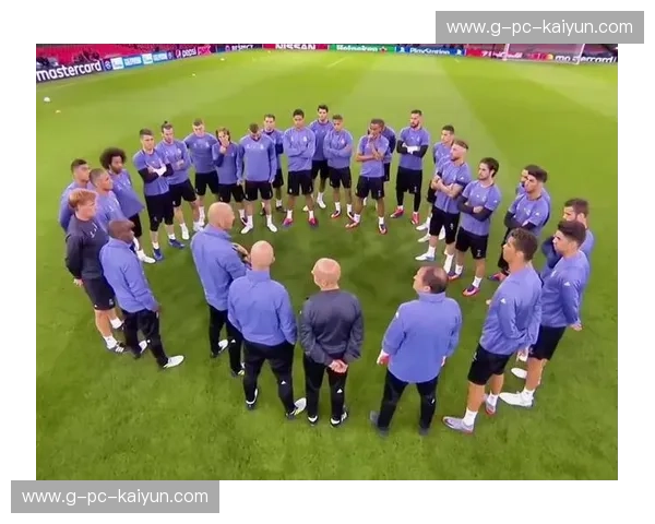 当银河战舰驶入海河:皇马vs天津泰达,一场关于青春、跨界与纯粹足球的梦幻礼赞